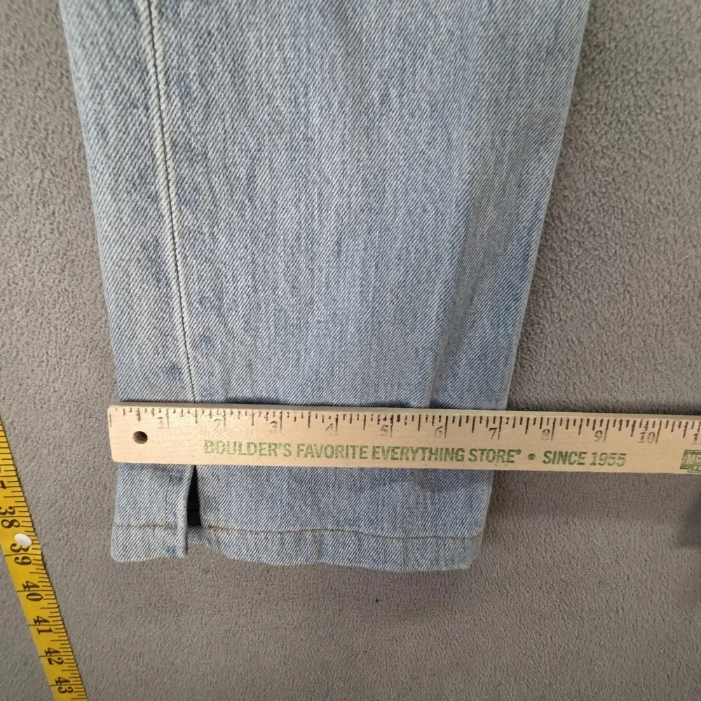 VTG Levis 501 Jeans Mens Blue Light Wash‎ Straight Button Fly USA Fits 26x29